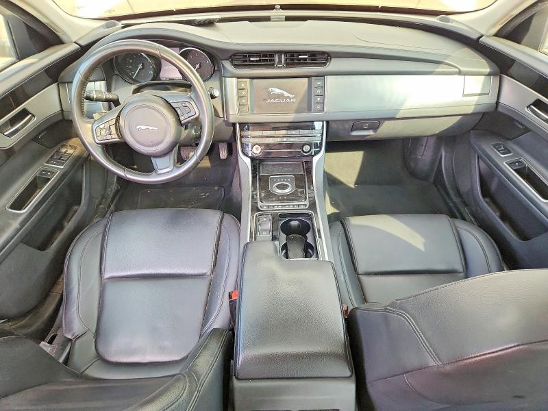 Продаж на аукціоні авто 2018 Jaguar Xf, vin: SAJBR4FX1JCY69492, номер лоту: 63446316