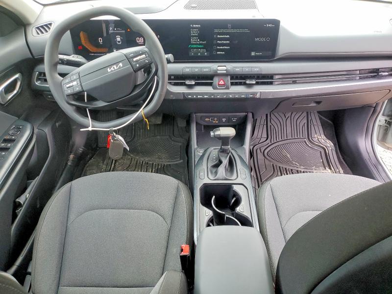 2025 Kia K4 მანქანა იყიდება აუქციონზე, vin: 3KPFT4DE0SE189760, აუქციონის ნომერი: 64649636