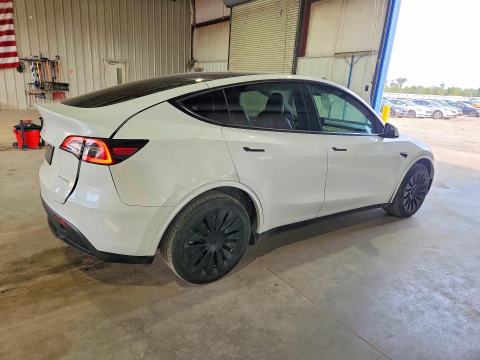 2023 Tesla Model Y მანქანა იყიდება აუქციონზე, vin: 7SAYGDEE1PF611177, აუქციონის ნომერი: 64423226