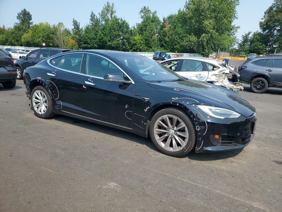 2017 Tesla Model S მანქანა იყიდება აუქციონზე, vin: 5YJSA1E15HF209700, აუქციონის ნომერი: 62816846