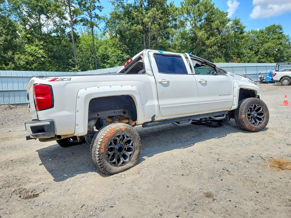63950486 :رقم المزاد ، 3GCUKREC3JG308232 vin ، 2018 Chevrolet Silverado مزاد بيع