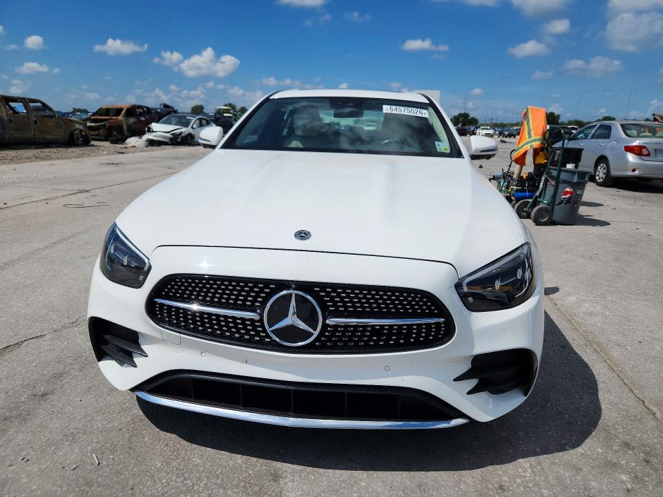 64575526 :رقم المزاد ، W1KZF8DB0MA890800 vin ، 2021 Mercedes-benz E مزاد بيع