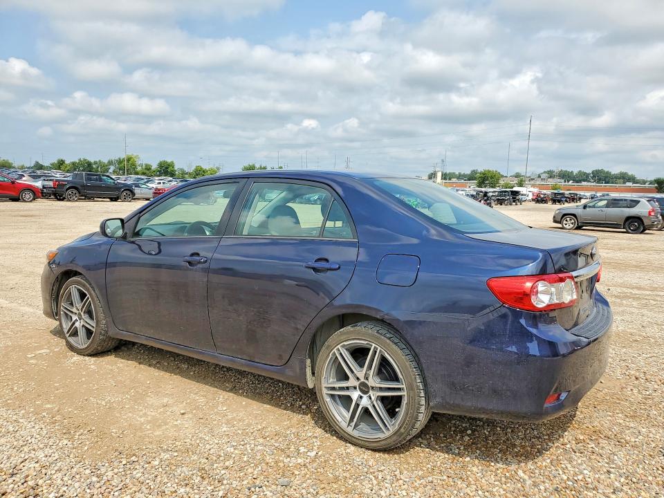 63263206 :رقم المزاد ، 2T1BU4EE1CC885232 vin ، 2012 Toyota Corolla مزاد بيع