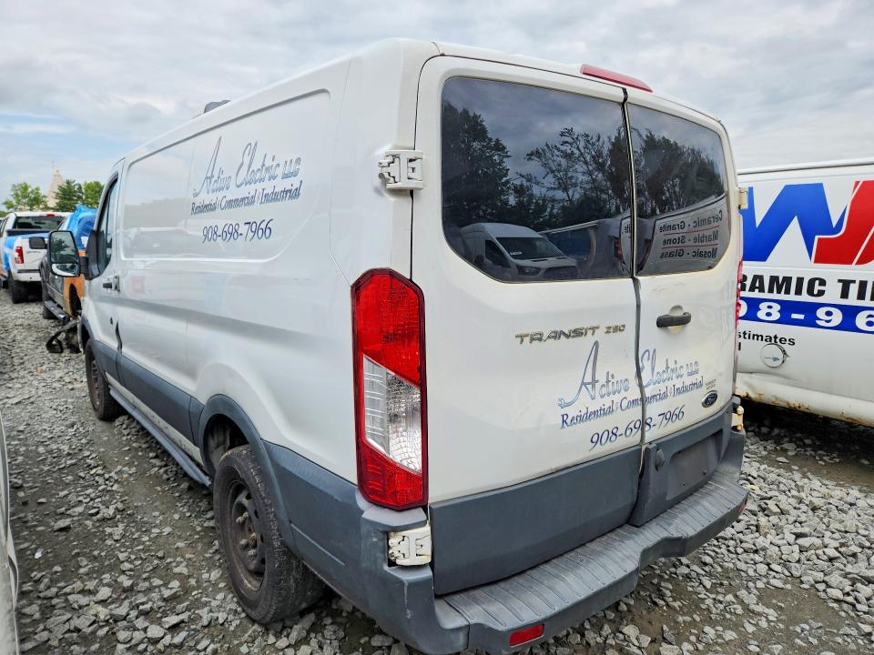 67368116 :رقم المزاد ، 1FTYR1ZM1HKA64083 vin ، 2017 Ford Transit مزاد بيع