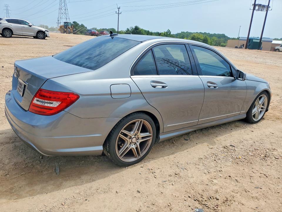 Aukcja sprzedaży 2013 Mercedes-benz C, vin: WDDGF4HB9DR243873, numer aukcji: 64808036