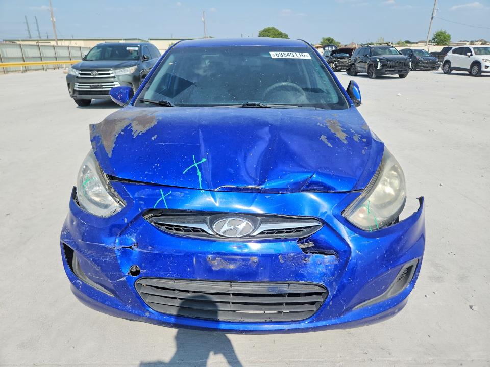 63849116 :رقم المزاد ، KMHCT4AE8EU662300 vin ، 2014 Hyundai Accent مزاد بيع