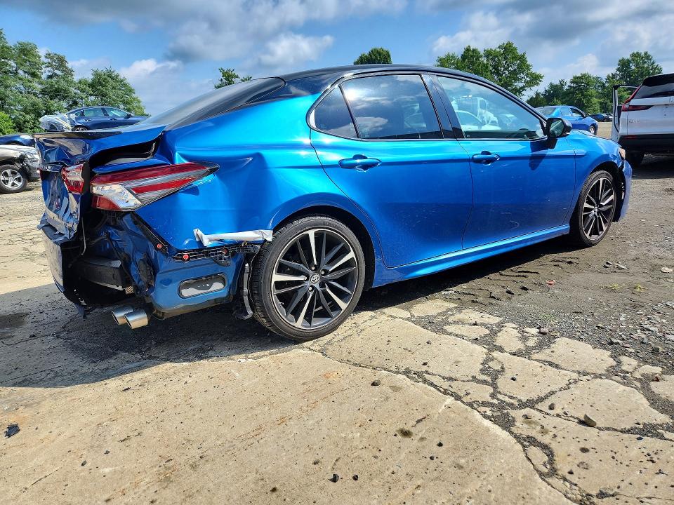 Aukcja sprzedaży 2018 Toyota Camry, vin: 4T1B61HK7JU008850, numer aukcji: 63450076