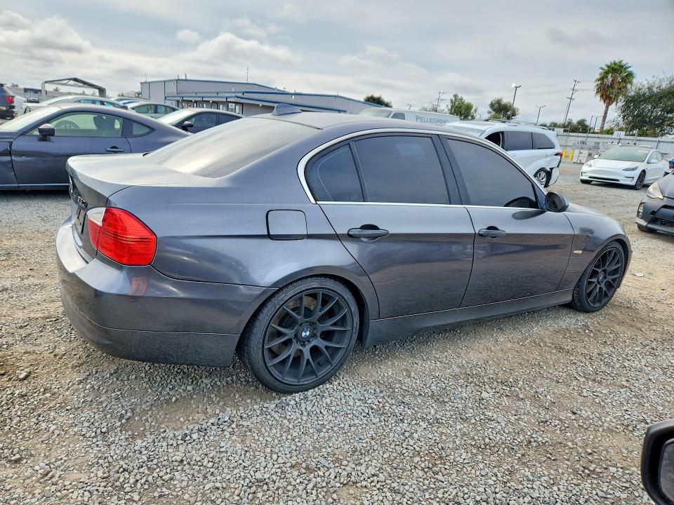 2006 Bmw 330 მანქანა იყიდება აუქციონზე, vin: WBAVB33586KR74098, აუქციონის ნომერი: 65195246