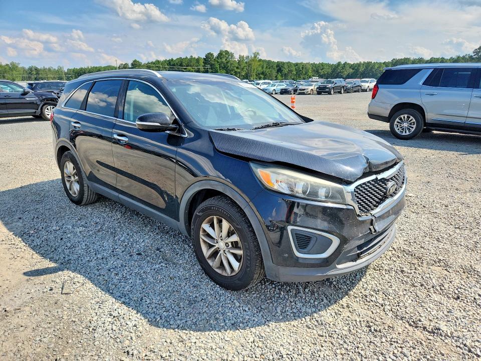 66516076 :رقم المزاد ، 5XYPG4A3XHG268263 vin ، 2017 Kia Sorento مزاد بيع