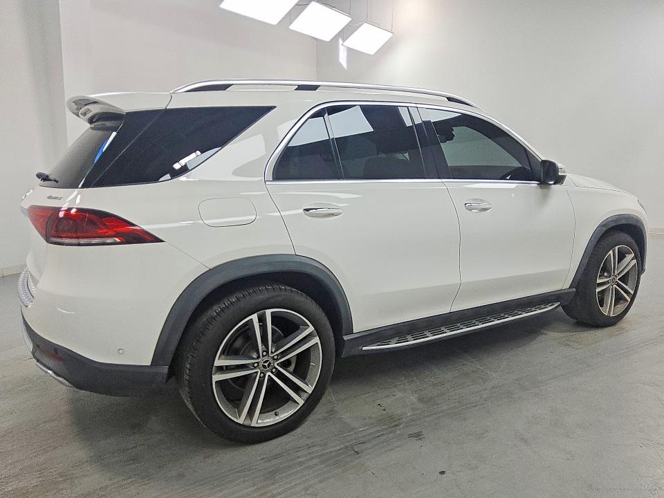 Продажа на аукционе авто 2021 Mercedes-benz Gle, vin: 4JGFB4KB0MA374100, номер лота: 64217586