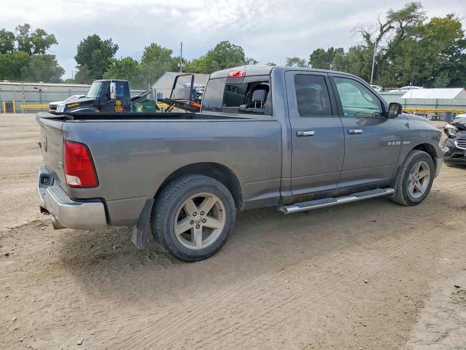 65876846 :رقم المزاد ، 1D7RB1GT0AS134820 vin ، 2010 Dodge Ram 1500 مزاد بيع