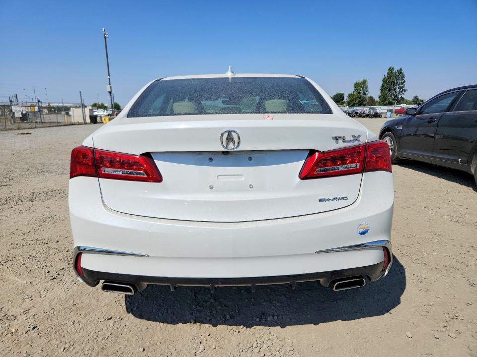 Продаж на аукціоні авто 2018 Acura Tlx, vin: 19UUB3F5XJA004215, номер лоту: 65583766