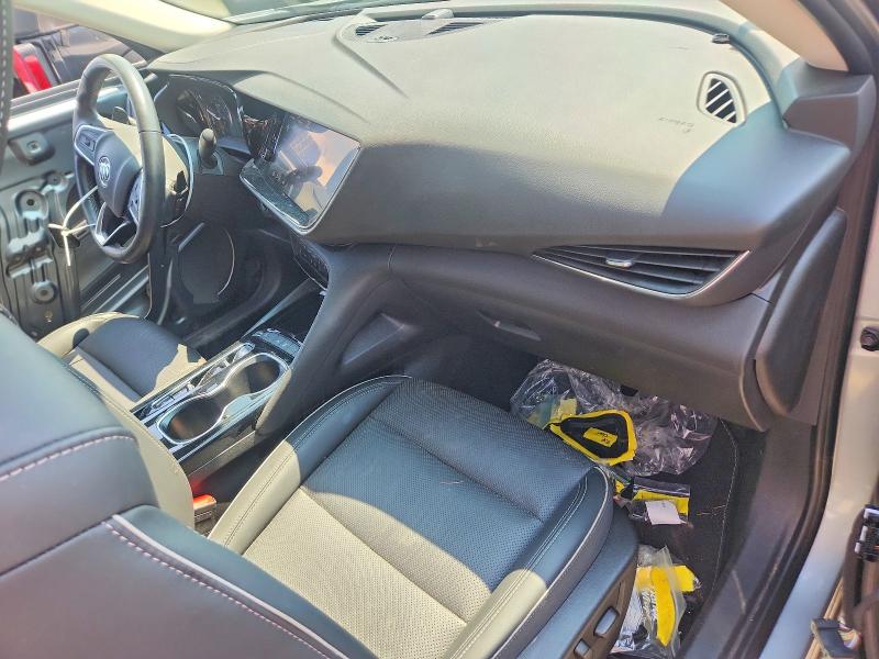 2023 Buick Envision მანქანა იყიდება აუქციონზე, vin: LRBFZNR40PD024173, აუქციონის ნომერი: 64200296