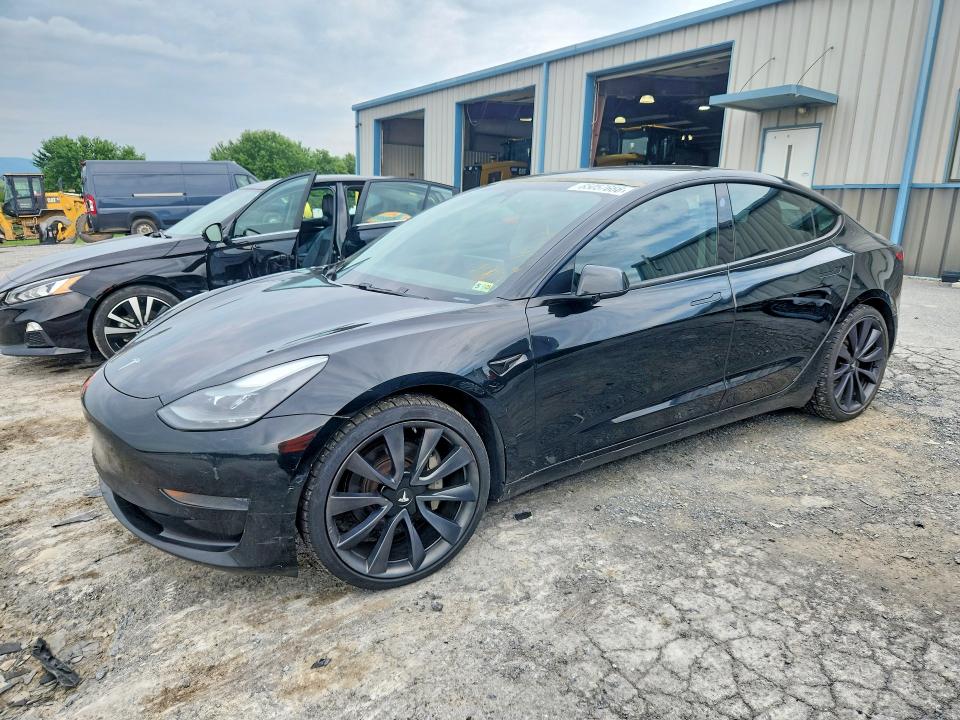 65057666 :رقم المزاد ، 5YJ3E1EAXMF915144 vin ، 2021 Tesla Model 3 مزاد بيع