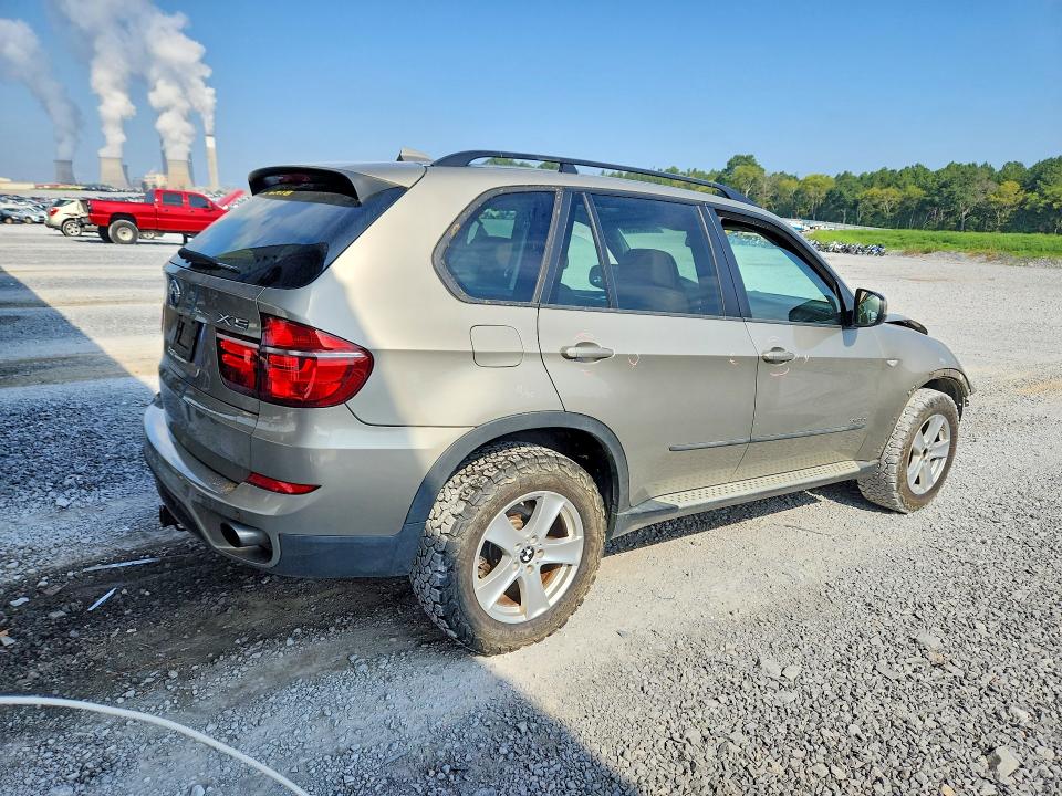 66604126 :رقم المزاد ، 5UXZW0C50BL661685 vin ، 2011 Bmw X5 مزاد بيع