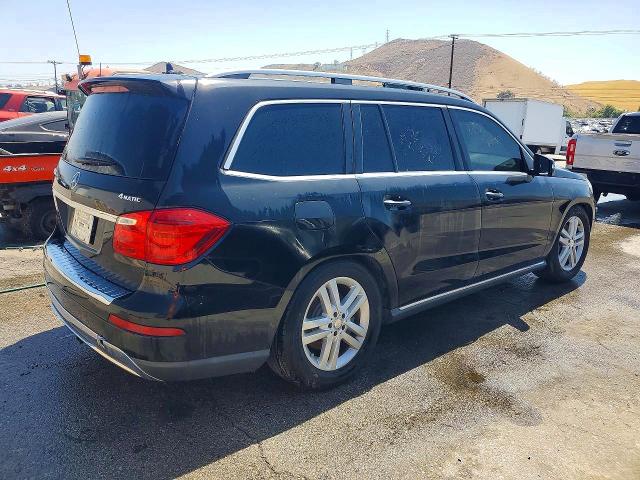 Продажа на аукционе авто 2015 Mercedes-benz Gl, vin: 4JGDF6EE0FA459485, номер лота: 61902996