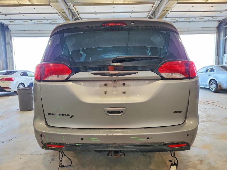 Продаж на аукціоні авто 2020 Chrysler Pacifica, vin: 2C4RC3BG4LR288352, номер лоту: 64750416