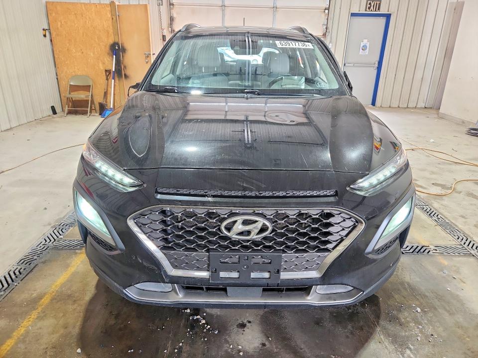 63917736 :رقم المزاد ، KM8K53A5XJU106709 vin ، 2018 Hyundai Kona مزاد بيع