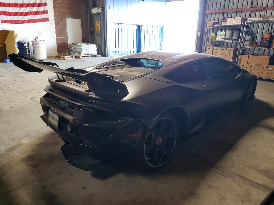 59865206 :رقم المزاد ، ZHWUB6ZF7RLA27255 vin ، 2024 Lamborghini Huracan مزاد بيع
