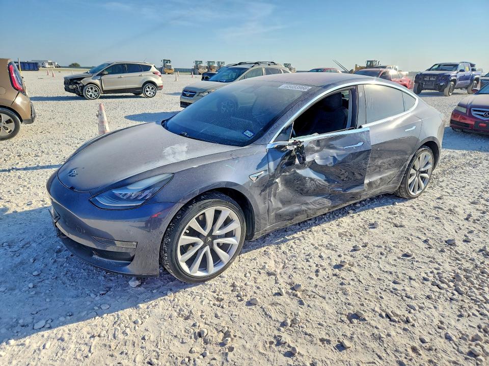 65483966 :رقم المزاد ، 5YJ3E1EA0KF300731 vin ، 2019 Tesla Model 3 مزاد بيع