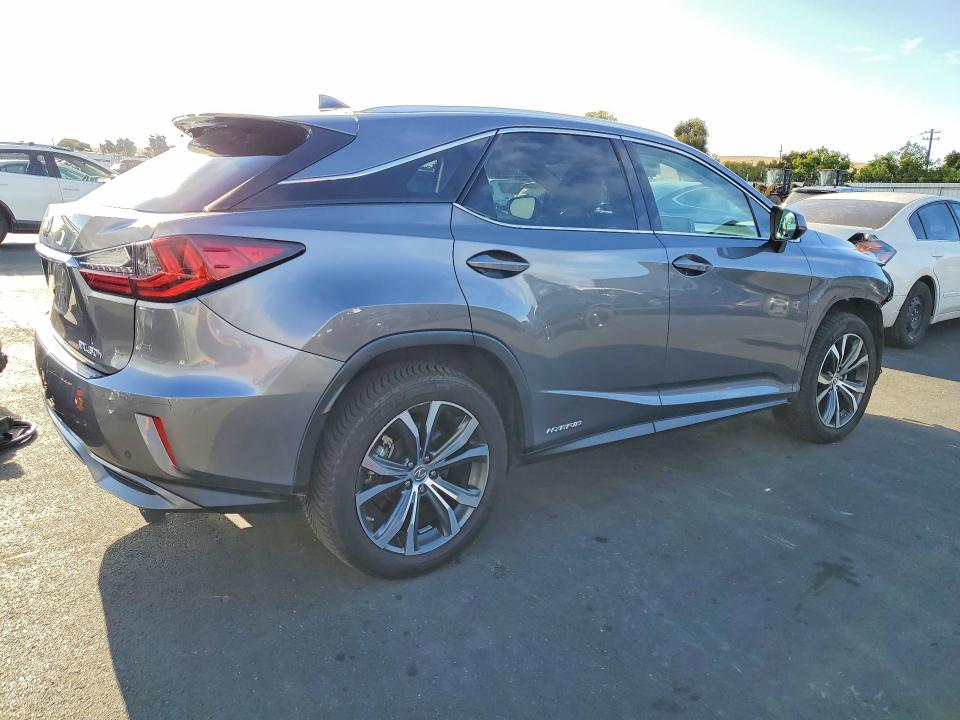65264436 :رقم المزاد ، 2T2BGMCA4HC018921 vin ، 2017 Lexus Rx 450h مزاد بيع