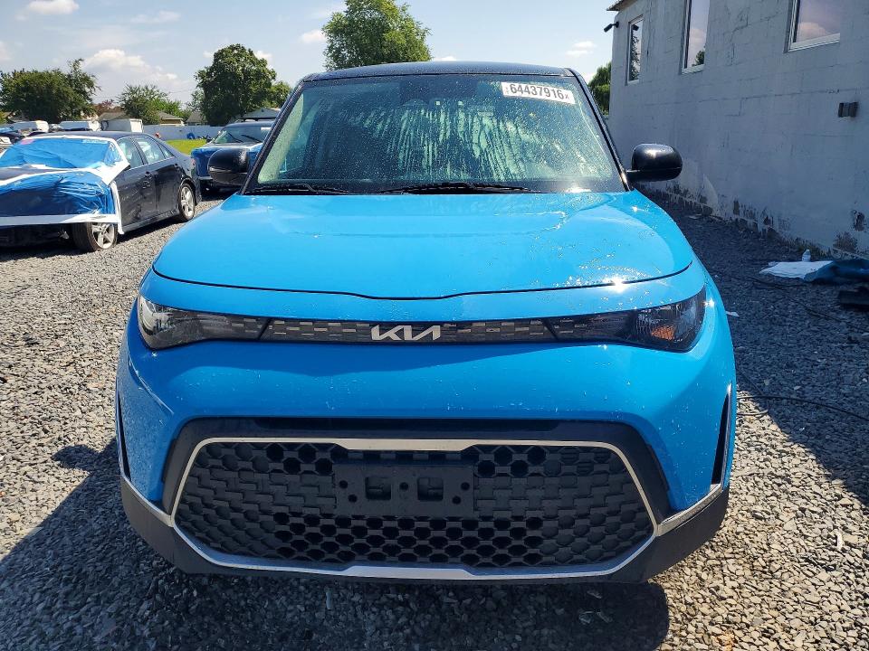 64437916 :رقم المزاد ، KNDJ23AU3P7194784 vin ، 2023 Kia Soul مزاد بيع