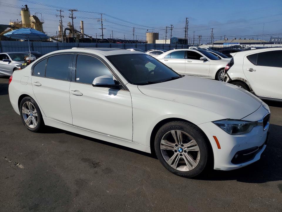 2016 Bmw 328 მანქანა იყიდება აუქციონზე, vin: WBA8E5C53GK388698, აუქციონის ნომერი: 63916496