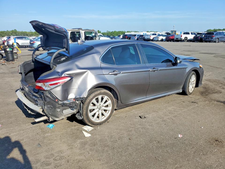 Продаж на аукціоні авто 2020 Toyota Camry, vin: 4T1C11AK0LU500264, номер лоту: 65699856