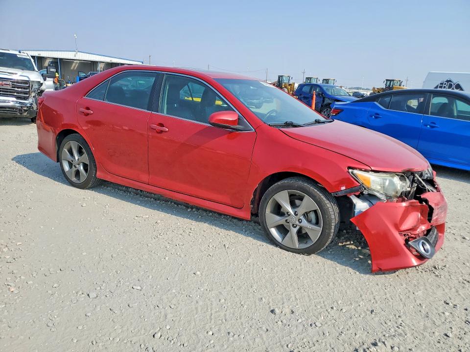 64292126 :رقم المزاد ، 4T1BF1FK6CU621001 vin ، 2012 Toyota Camry مزاد بيع