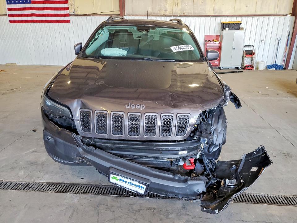65904806 :رقم المزاد ، 1C4PJMBX2MD165382 vin ، 2021 Jeep Cherokee مزاد بيع
