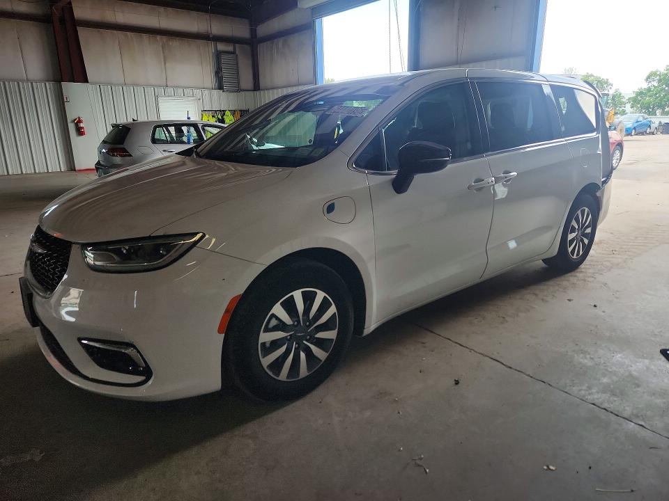 Aukcja sprzedaży 2024 Chrysler Pacifica, vin: 2C4RC1S75RR147139, numer aukcji: 64442196