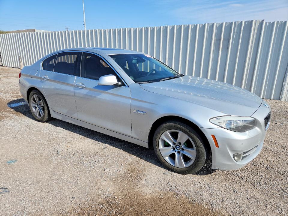56879646 :رقم المزاد ، WBAXG5C5XCDY28744 vin ، 2012 Bmw 528 مزاد بيع