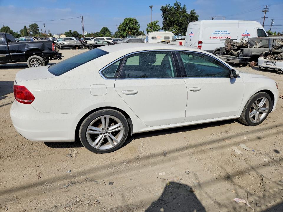 67191256 :رقم المزاد ، 1VWBT7A3XEC036573 vin ، 2014 Volkswagen Passat مزاد بيع