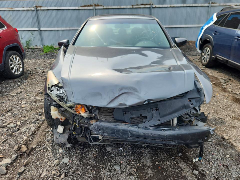 64650526 :رقم المزاد ، 5KBCP3F85AB003746 vin ، 2010 Honda Accord مزاد بيع