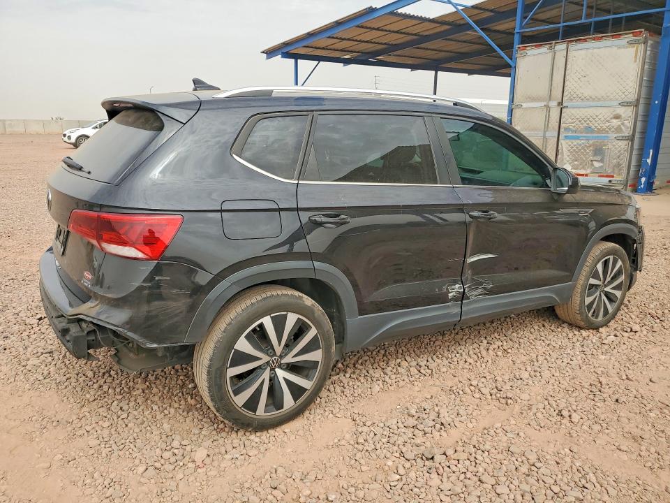 63541826 :رقم المزاد ، 3VVTX7B21NM068877 vin ، 2022 Volkswagen Taos مزاد بيع