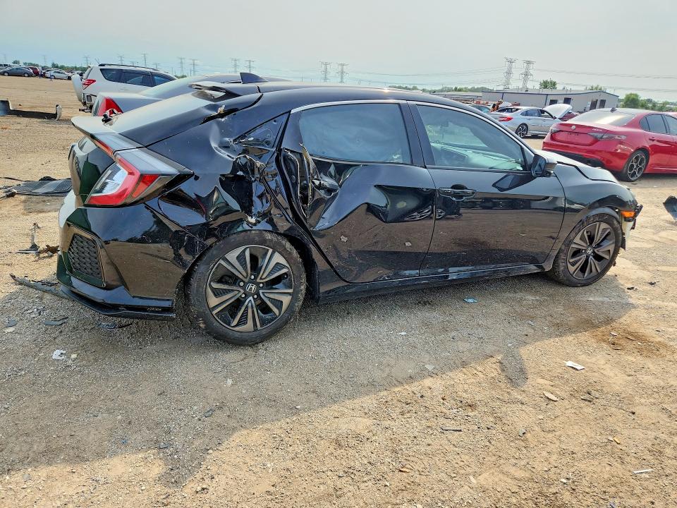 Продаж на аукціоні авто 2018 Honda Civic, vin: SHHFK7H52JU214938, номер лоту: 64652076