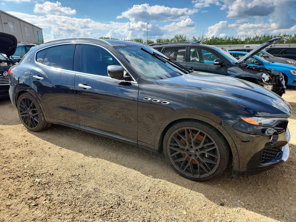 64884766 :رقم المزاد ، ZN661YULXHX228213 vin ، 2017 Maserati Levante مزاد بيع