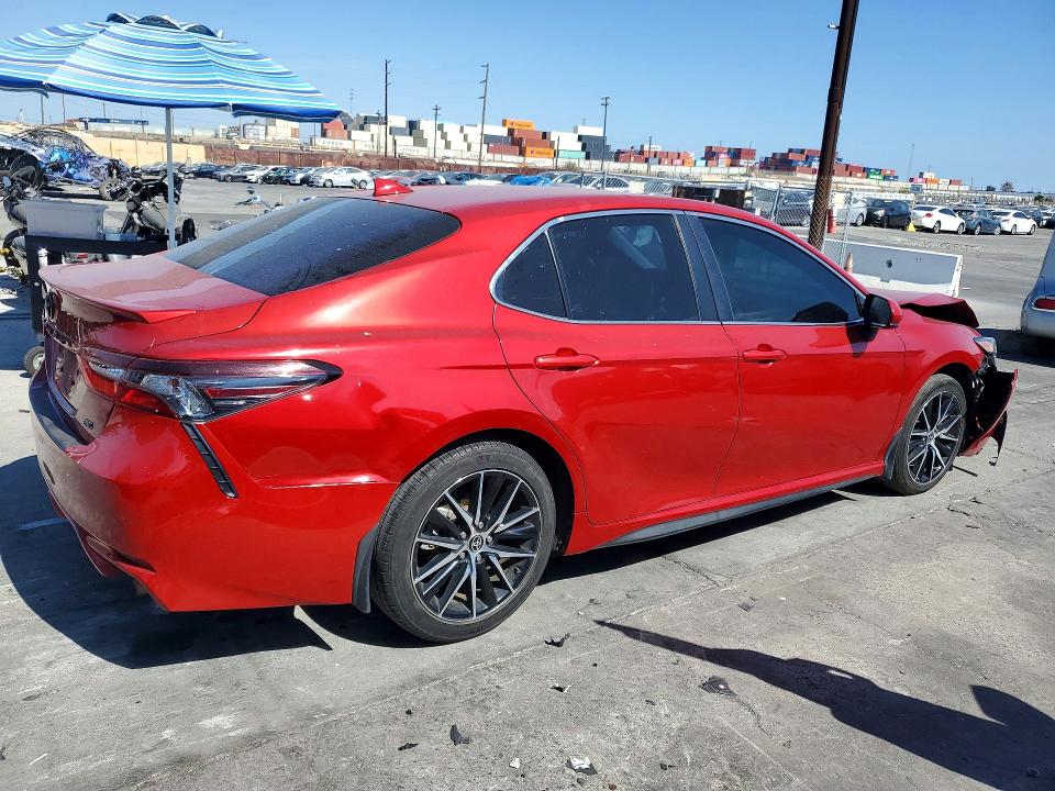Aukcja sprzedaży 2021 Toyota Camry, vin: 4T1G11AK4MU439407, numer aukcji: 63535616