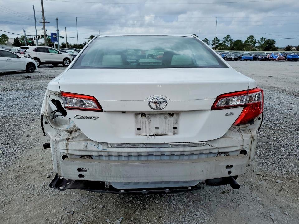 63711696 :رقم المزاد ، 4T1BF1FK7EU469247 vin ، 2014 Toyota Camry مزاد بيع