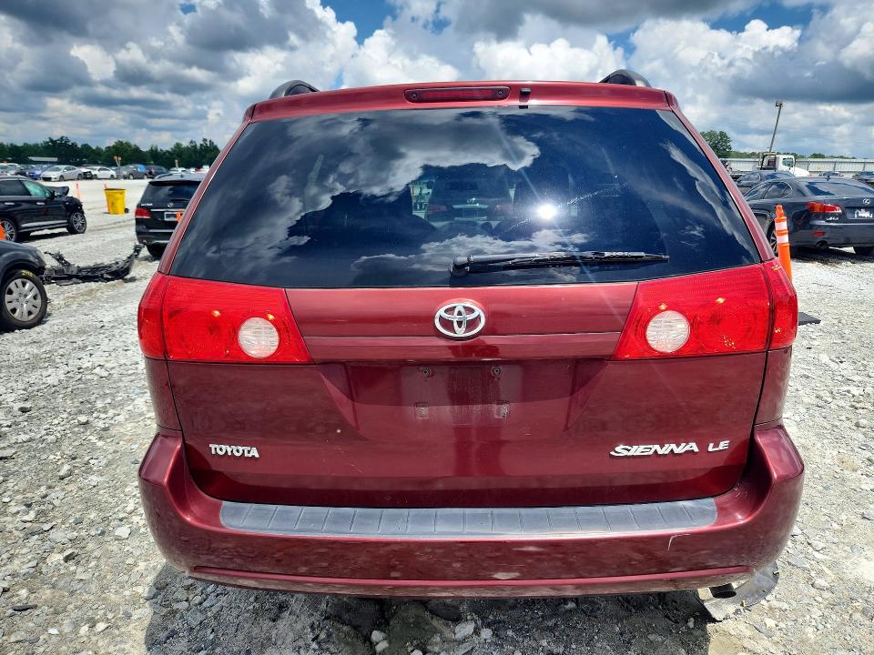 2010 Toyota Sienna მანქანა იყიდება აუქციონზე, vin: 5TDKK4CC3AS341570, აუქციონის ნომერი: 64364726