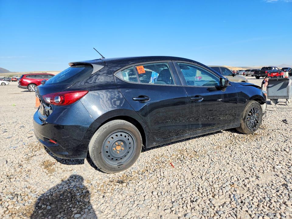 65202666 :رقم المزاد ، JM1BN1K78J1166062 vin ، 2018 Mazda 3 مزاد بيع