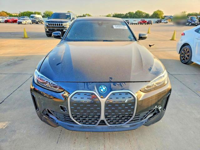 64089506 :رقم المزاد ، WBY73AW05PFN48939 vin ، 2023 Bmw I4 مزاد بيع