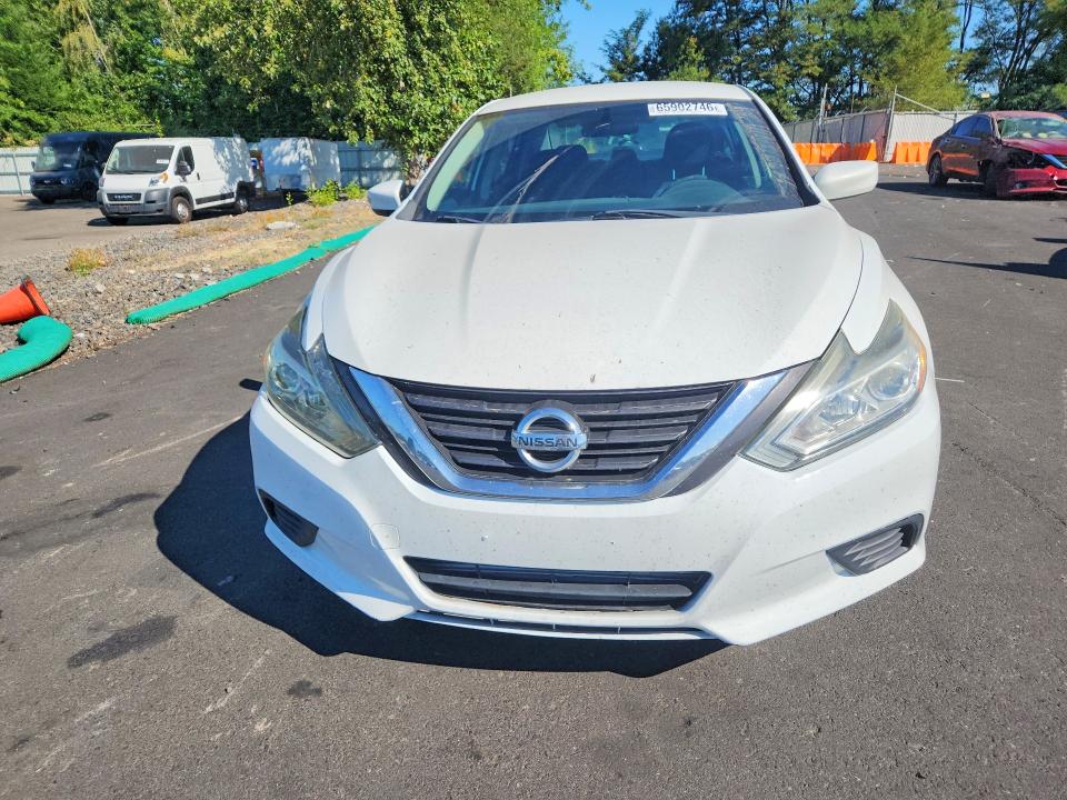 Продаж на аукціоні авто 2016 Nissan Altima, vin: 1N4AL3AP4GN317176, номер лоту: 65902746