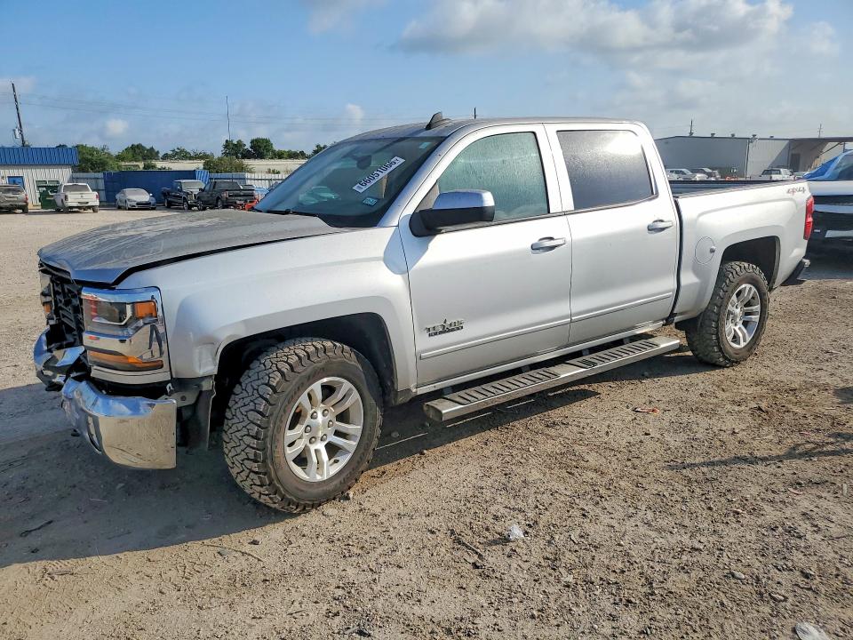 Auction sale of the 2017 Chevrolet Silverado, vin: 3GCUKRECXHG441810, lot number: 66051066