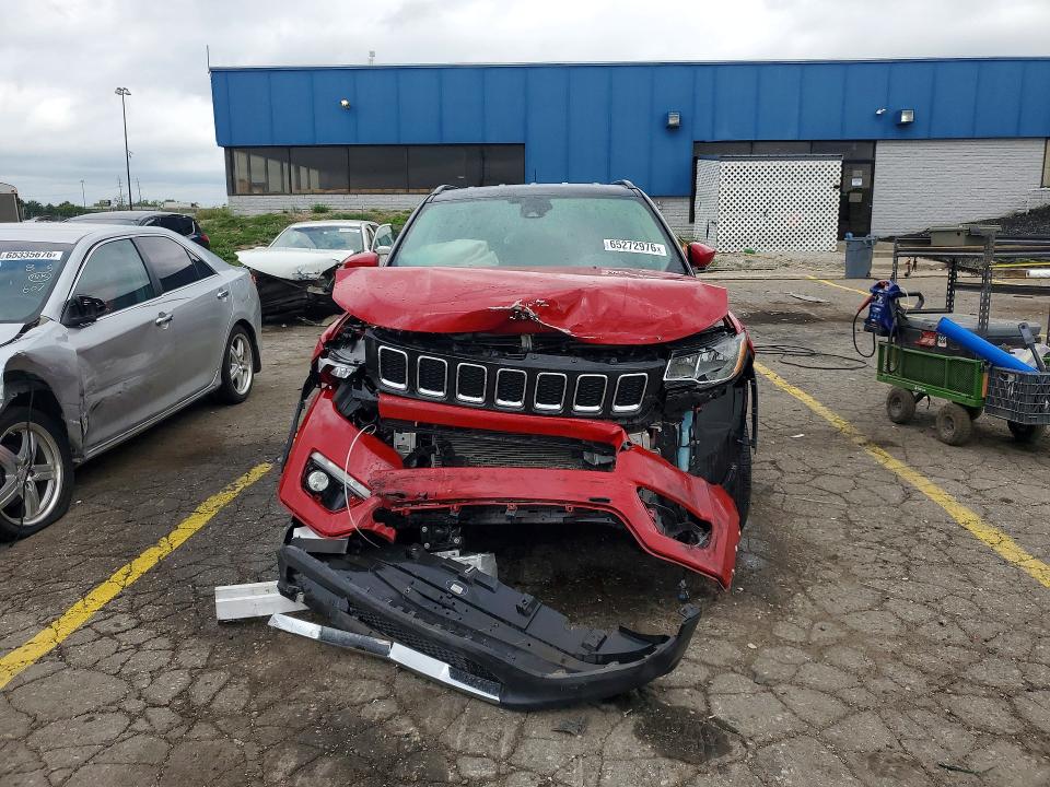 65272976 :رقم المزاد ، 3C4NJDCB0MT541338 vin ، 2021 Jeep Compass مزاد بيع