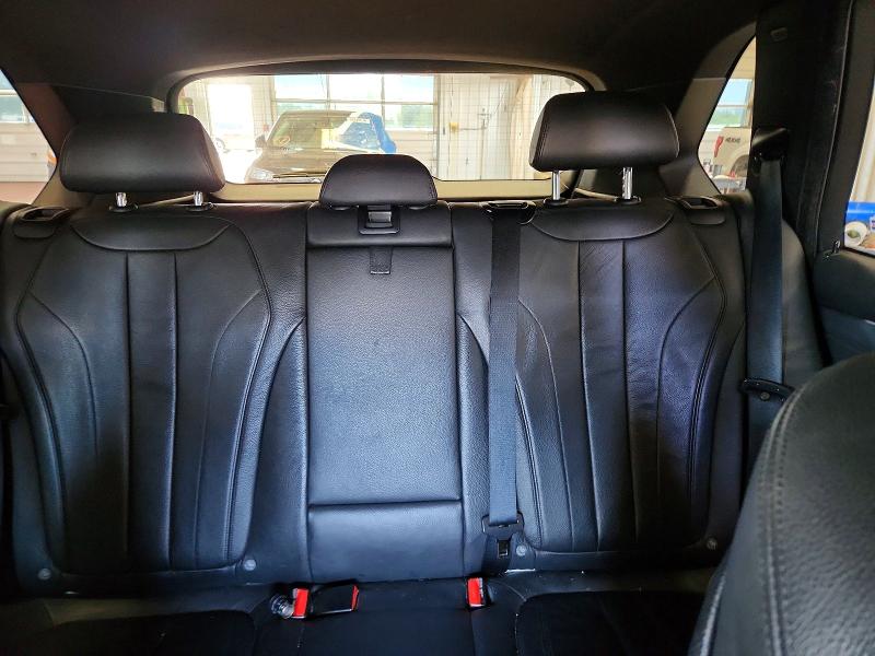 64676666 :رقم المزاد ، 5UXKR0C59F0P18501 vin ، 2015 Bmw X5 مزاد بيع