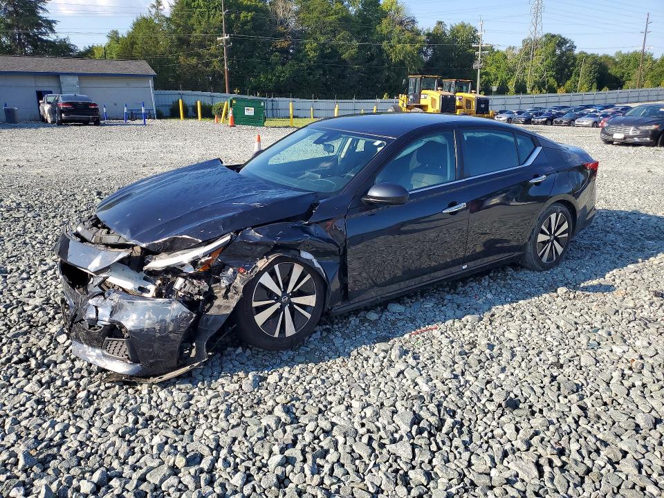 66351606 :رقم المزاد ، 1N4BL4DV0NN383421 vin ، 2022 Nissan Altima مزاد بيع