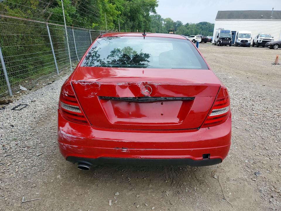 2014 Mercedes-benz C მანქანა იყიდება აუქციონზე, vin: WDDGF4HB3EA947163, აუქციონის ნომერი: 65225186