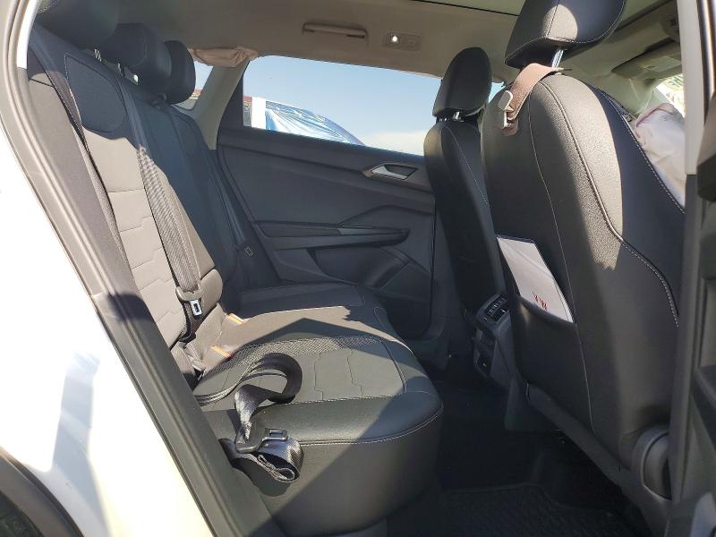 Продажа на аукционе авто 2025 Volkswagen Taos, vin: 3VV3C7B20SM037093, номер лота: 64146976