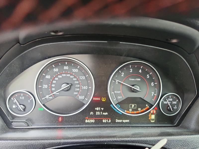 64752586 :رقم المزاد ، WBA8B9G35HNU51924 vin ، 2017 Bmw 3 Series 330i مزاد بيع
